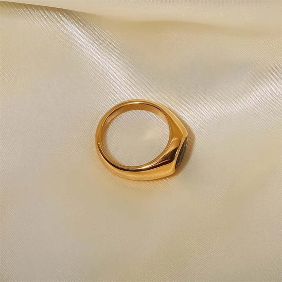 18K Gold Plated Signet Ring*Black Cubic Zirconia Zircon Crystal*JD - Picture 4 of 10